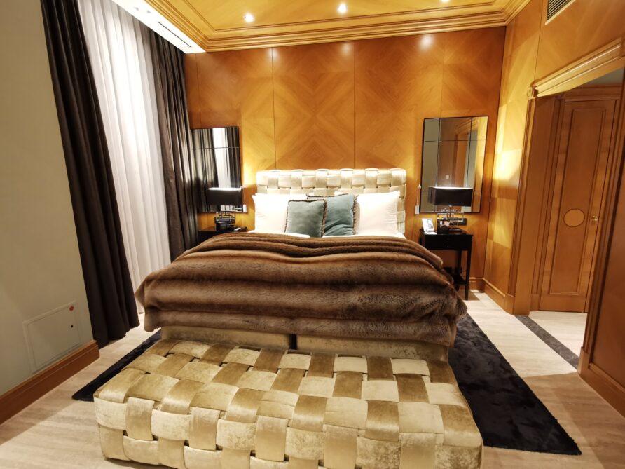 Bienvenue  à DLW Hôtels de luxe du monde – le portail de réservation d’hôtels de luxe dans le monde entier pour les hôtels 5 étoiles dans le monde et les complexes de luxe insolites, les meilleures villas de luxe et les hôtels cinq étoiles.